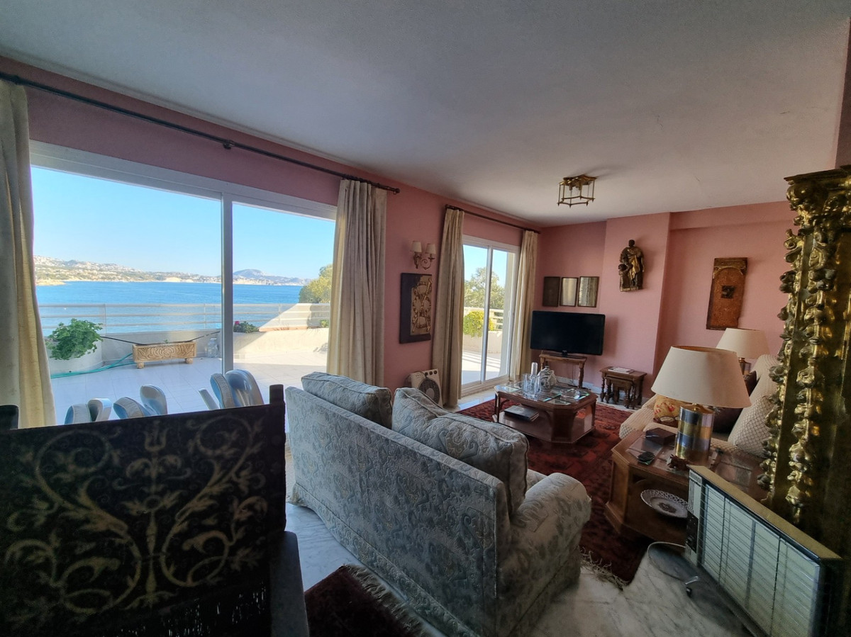 2 Bed Apartment for sale in Calpe Costa Blanca, Alicante, Spain
