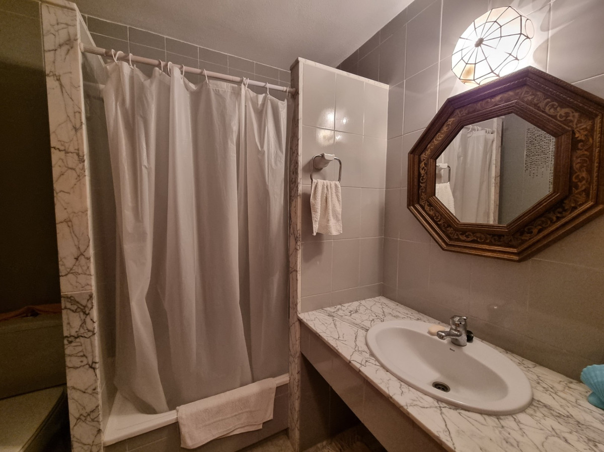 2 Bed Apartment for sale in Calpe Costa Blanca, Alicante, Spain