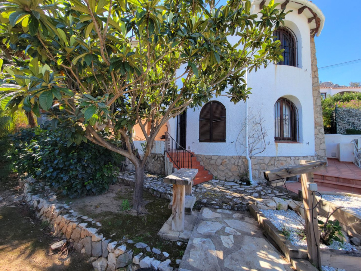 Se vende Villa - Chalet de 3 dormitorios en Costa Blanca, Alicante, España