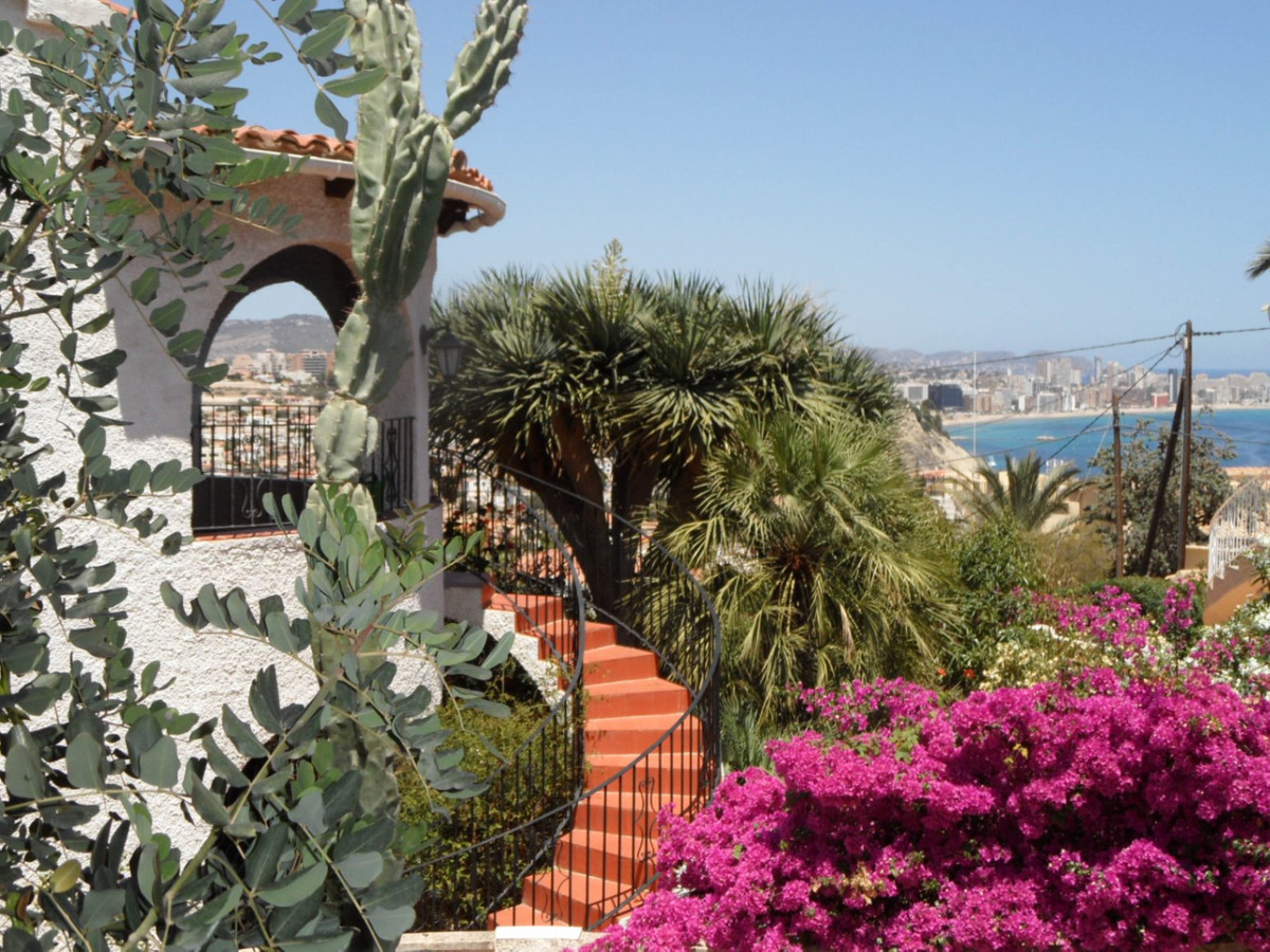 Se vende Villa - Chalet de 3 dormitorios en Costa Blanca, Alicante, España