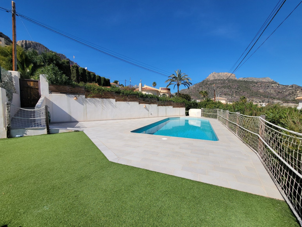 Se vende Villa - Chalet de 3 dormitorios en Costa Blanca, Alicante, España