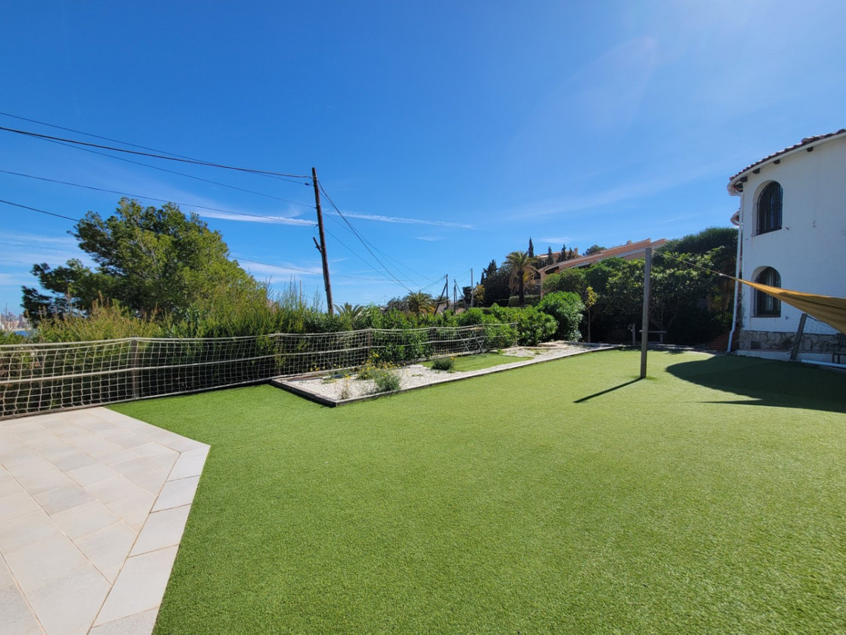 Se vende Villa - Chalet de 3 dormitorios en Costa Blanca, Alicante, España