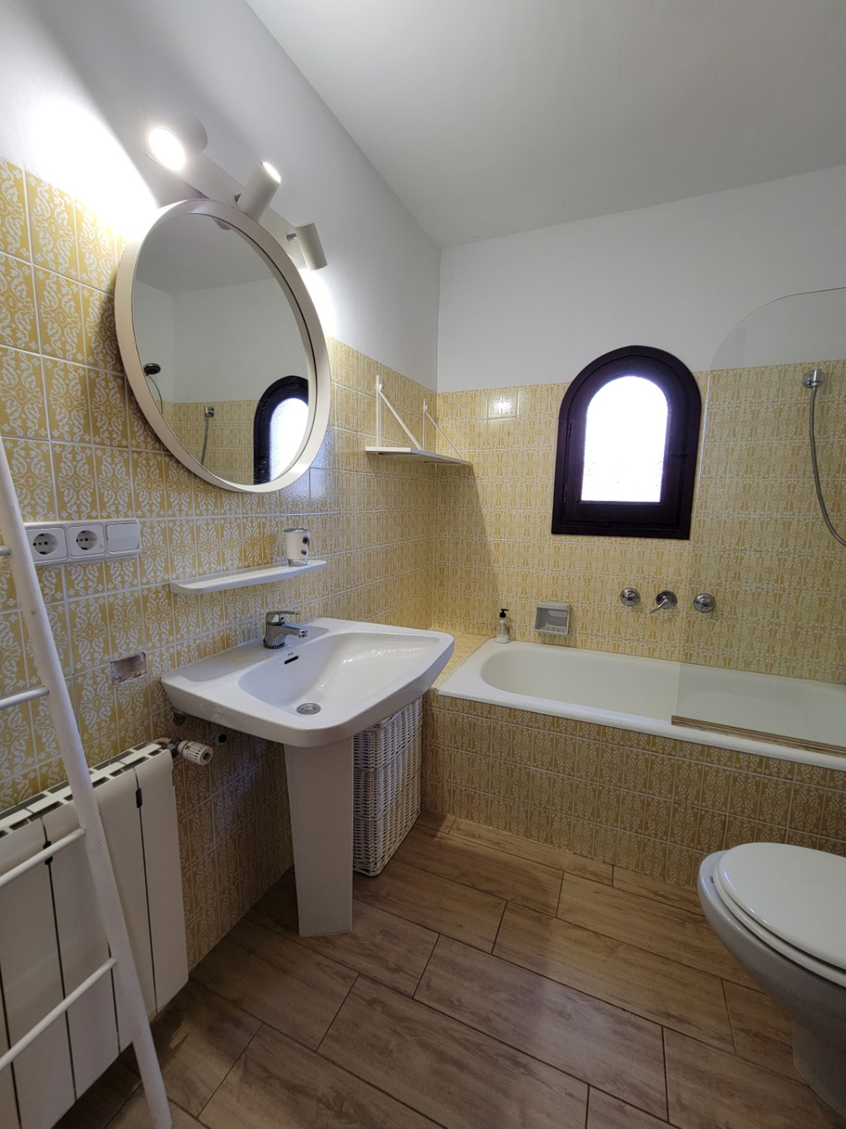 Se vende Villa - Chalet de 3 dormitorios en Costa Blanca, Alicante, España