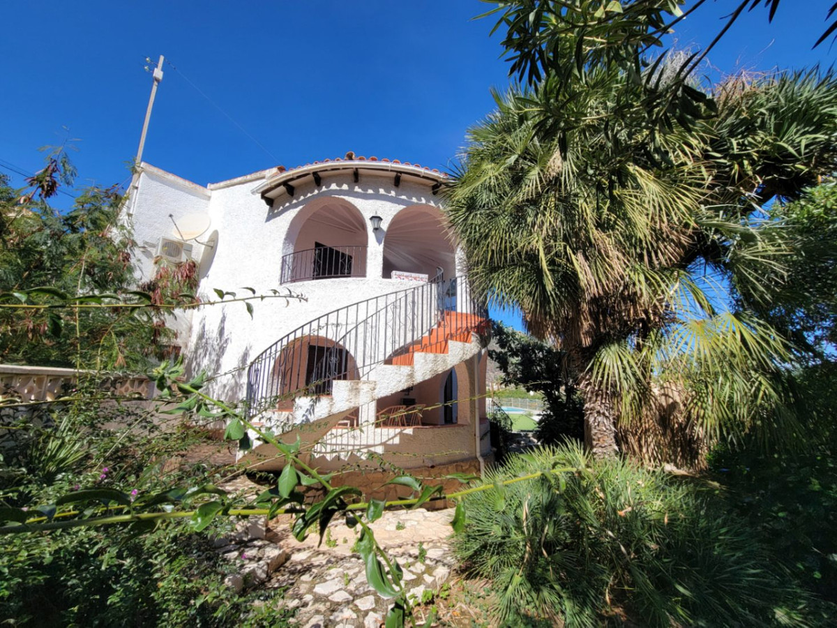 Se vende Villa - Chalet de 3 dormitorios en Costa Blanca, Alicante, España