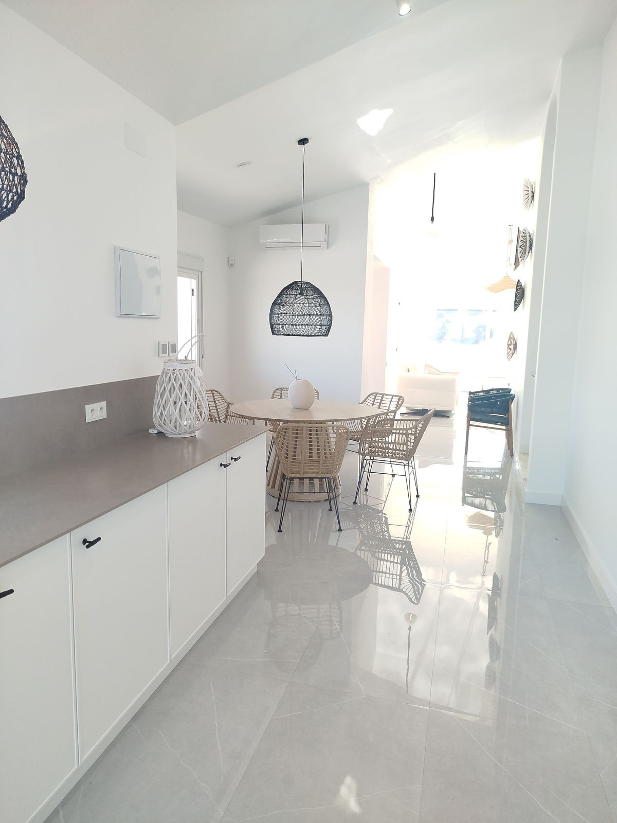 Se vende Villa - Chalet de 3 dormitorios en Costa Del Sol, Málaga, España