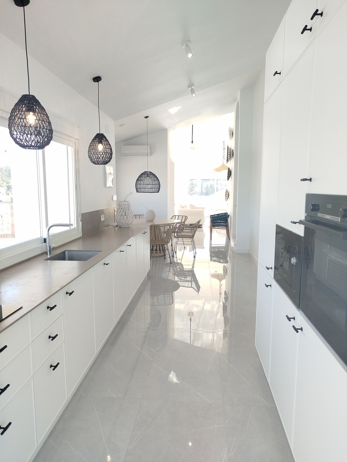 Se vende Villa - Chalet de 3 dormitorios en Costa Del Sol, Málaga, España