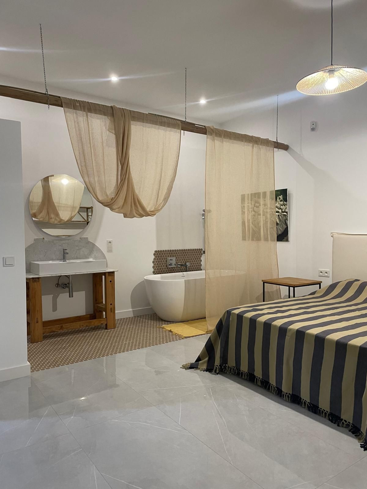 Se vende Villa - Chalet de 3 dormitorios en Costa Del Sol, Málaga, España