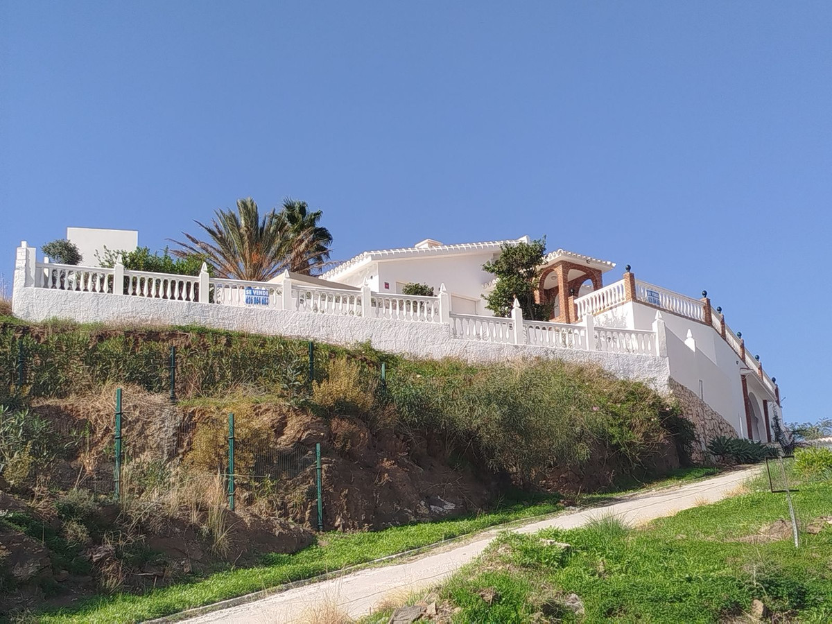 Se vende Villa - Chalet de 3 dormitorios en Costa Del Sol, Málaga, España