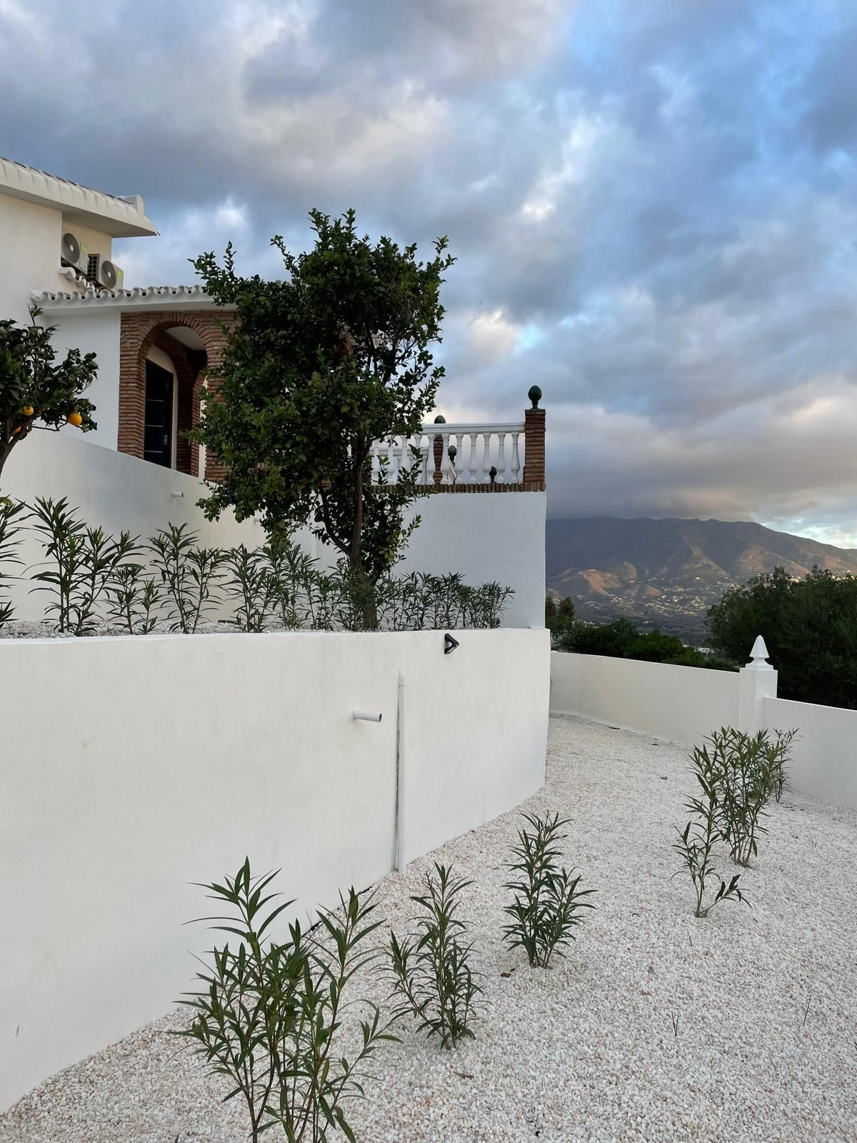 Se vende Villa - Chalet de 3 dormitorios en Costa Del Sol, Málaga, España