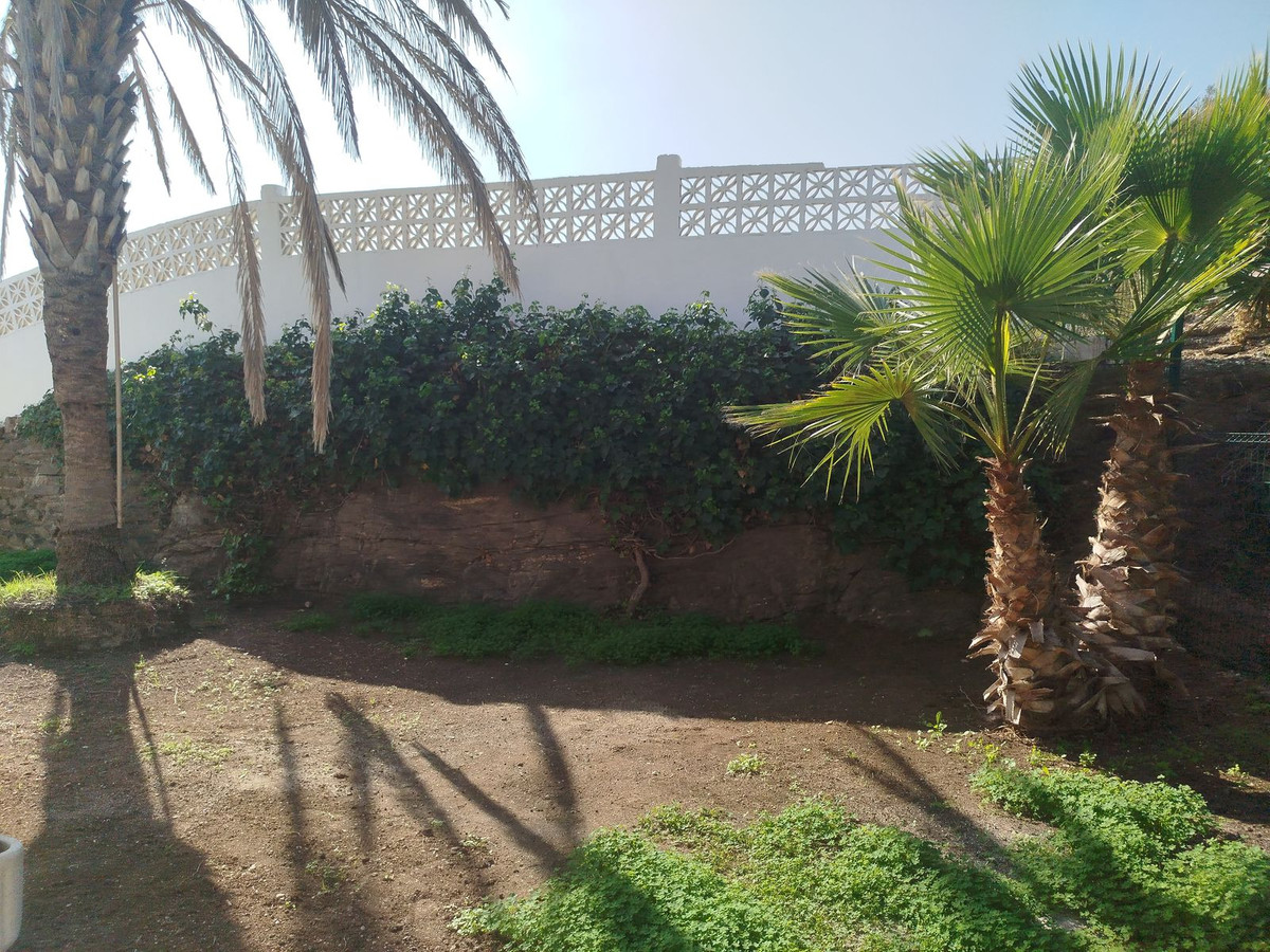 Se vende Villa - Chalet de 3 dormitorios en Costa Del Sol, Málaga, España