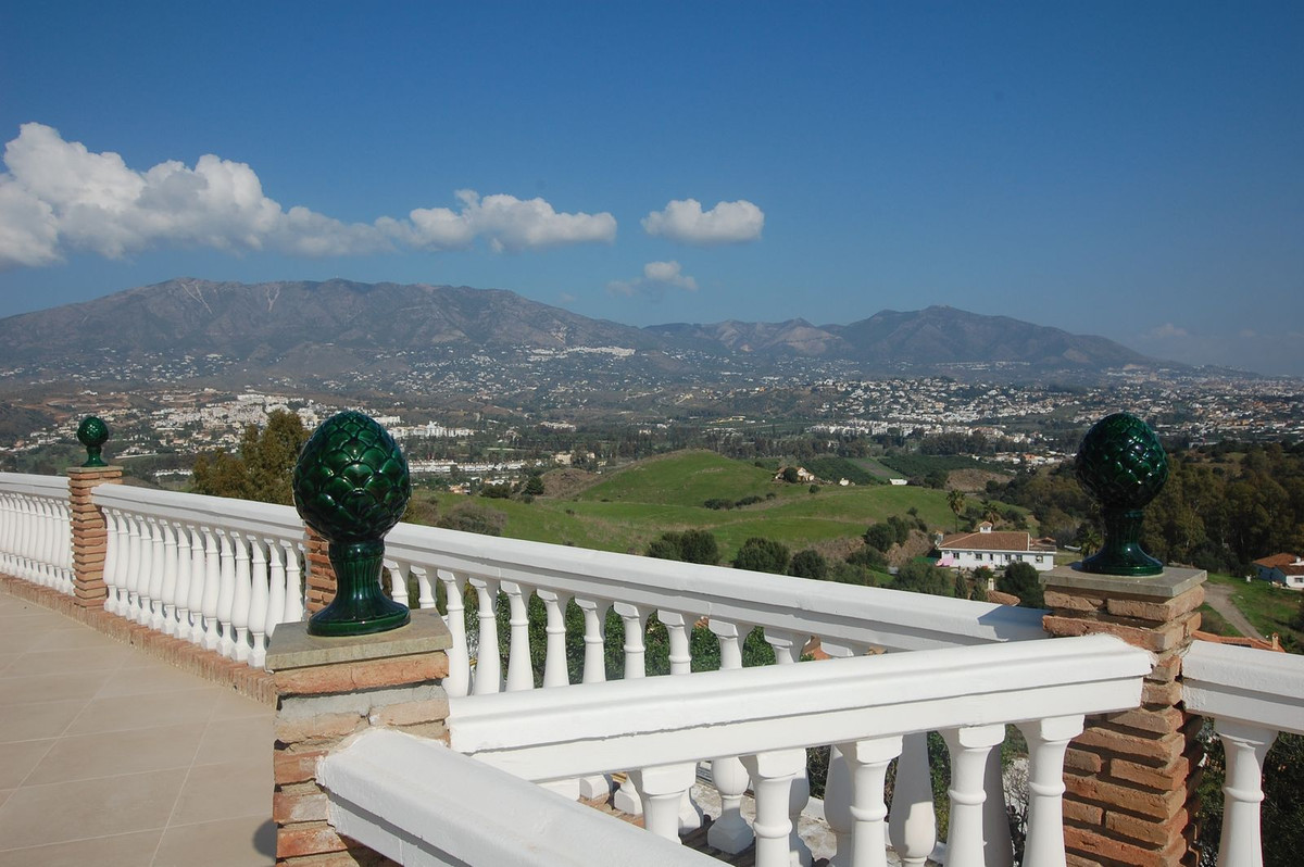 Se vende Villa - Chalet de 3 dormitorios en Costa Del Sol, Málaga, España