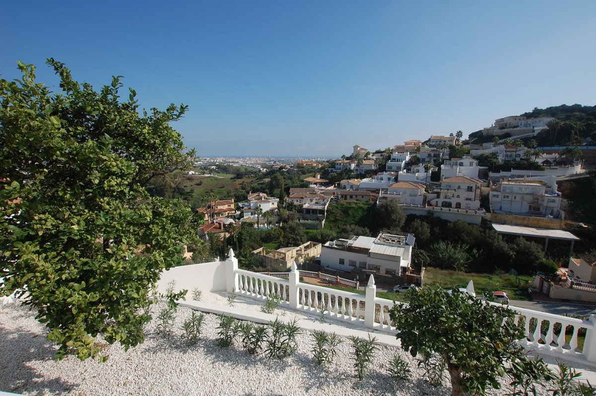 Se vende Villa - Chalet de 3 dormitorios en Costa Del Sol, Málaga, España