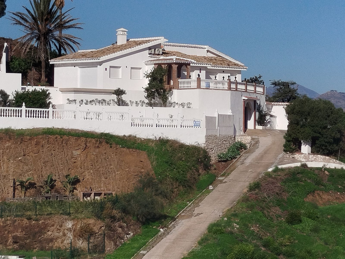Se vende Villa - Chalet de 3 dormitorios en Costa Del Sol, Málaga, España