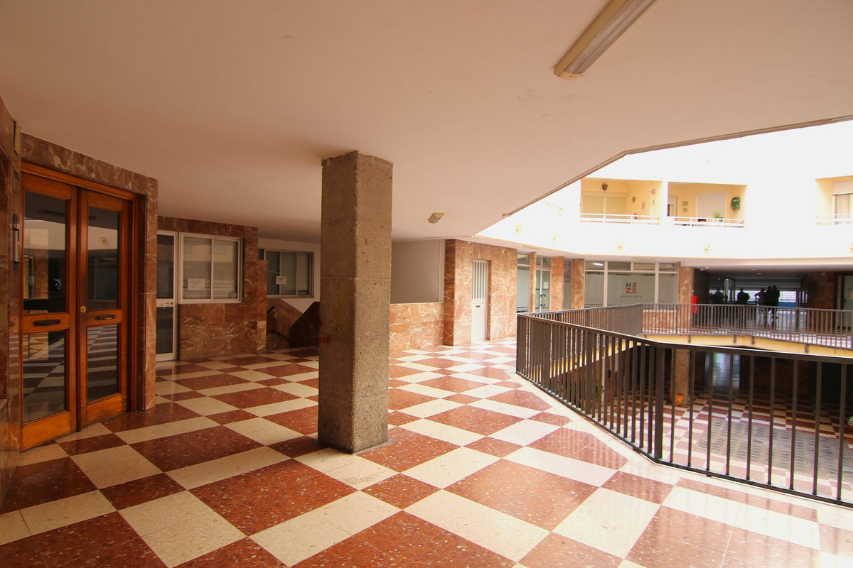Se vende Local comercial  en Costa Del Sol, Málaga, España