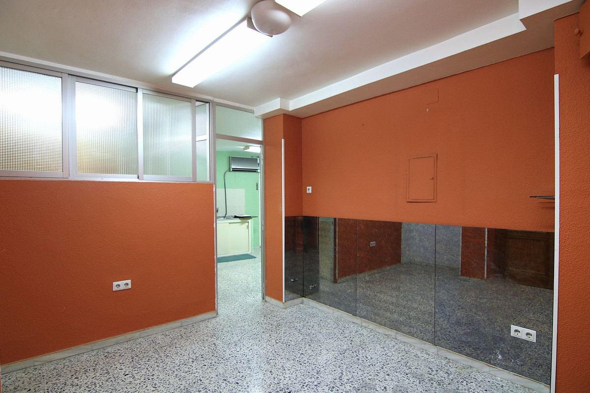 Se vende Local comercial  en Costa Del Sol, Málaga, España