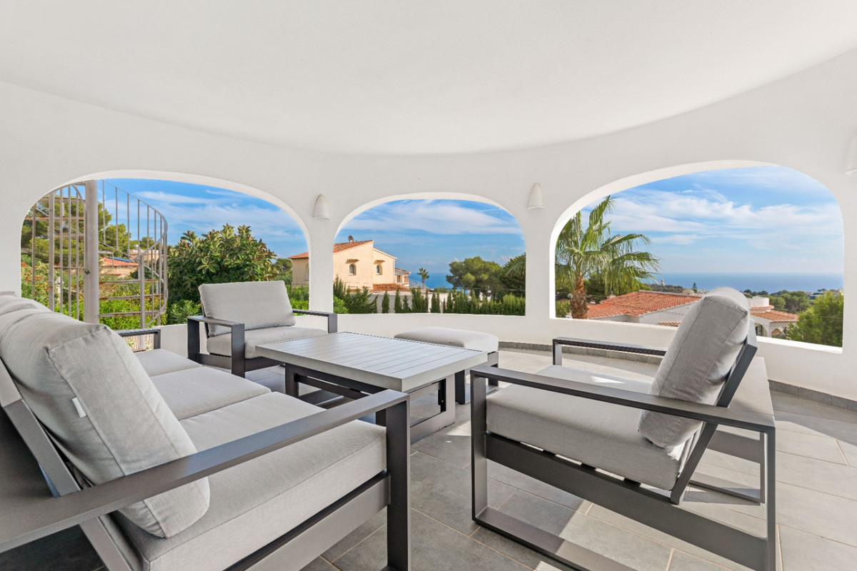 4 Bed Townhouse for sale in Javea Costa Blanca, Alicante, Spain