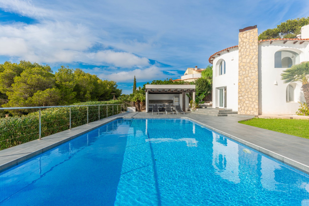4 Bed Townhouse for sale in Javea Costa Blanca, Alicante, Spain