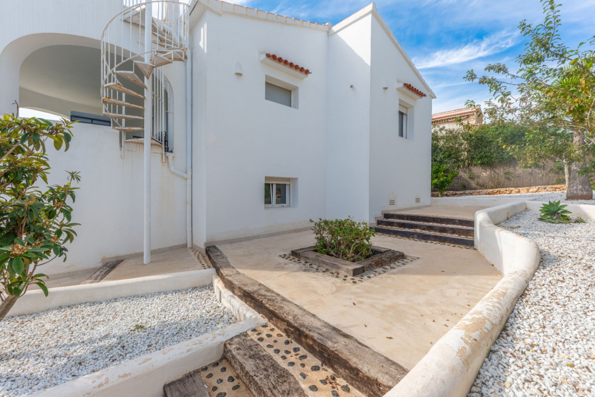 4 Bed Townhouse for sale in Javea Costa Blanca, Alicante, Spain