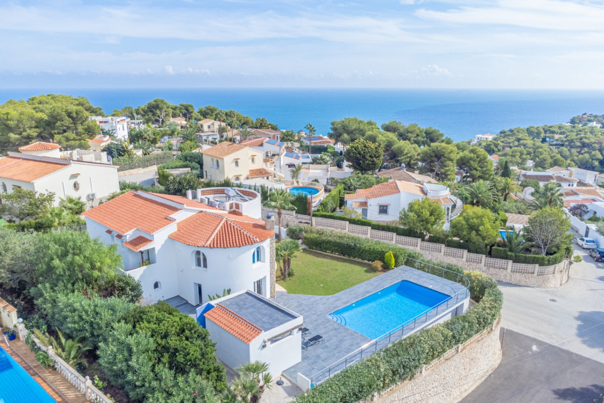 4 Bed Townhouse for sale in Javea Costa Blanca, Alicante, Spain