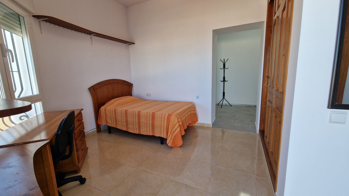 Se vende Villa - Chalet de 3 dormitorios en Costa Blanca, Alicante, España
