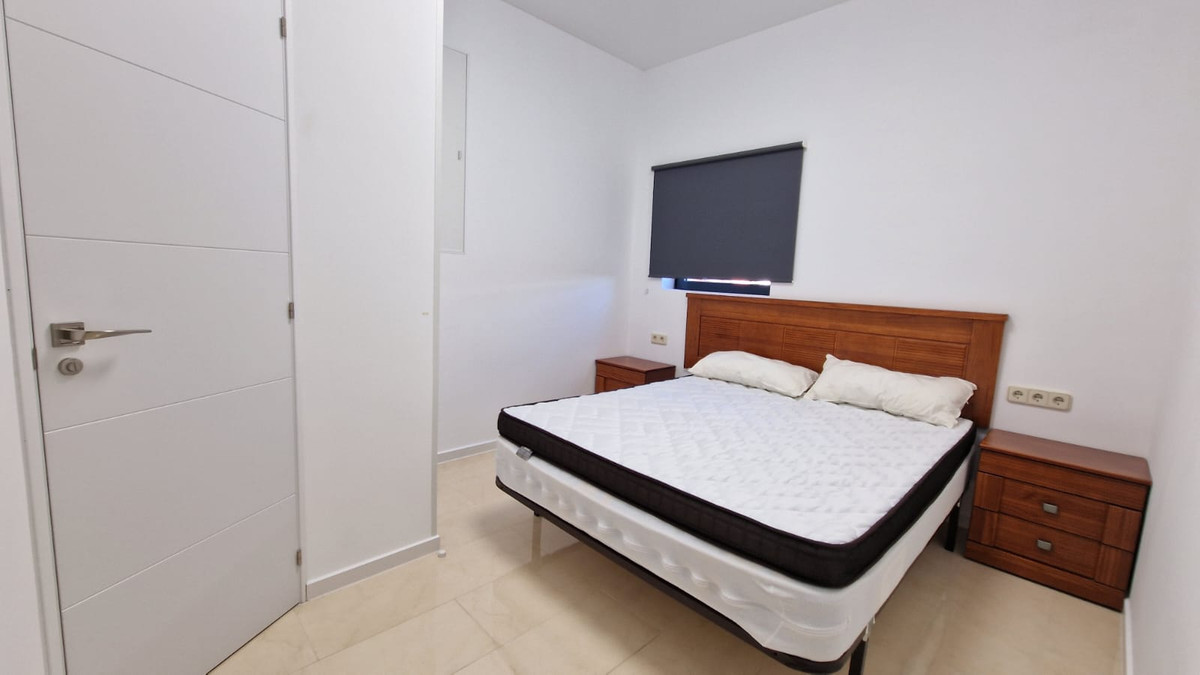 Se vende Villa - Chalet de 3 dormitorios en Costa Blanca, Alicante, España