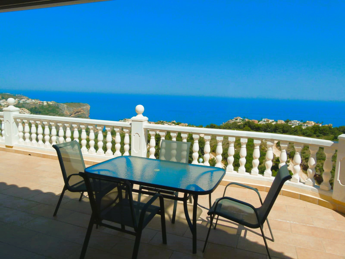 Se vende Villa - Chalet de 3 dormitorios en Costa Blanca, Alicante, España