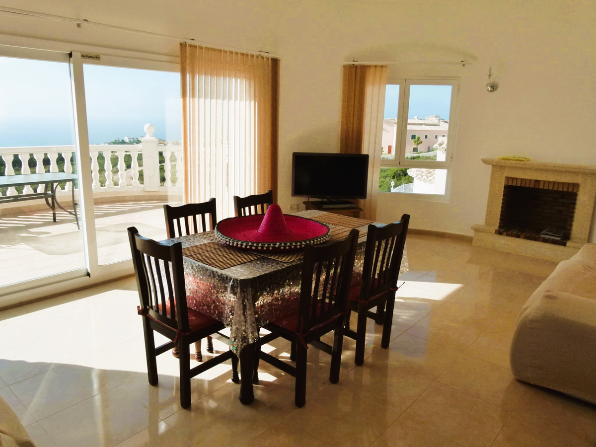 Se vende Villa - Chalet de 3 dormitorios en Costa Blanca, Alicante, España