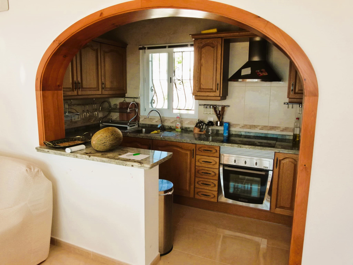 Se vende Villa - Chalet de 3 dormitorios en Costa Blanca, Alicante, España