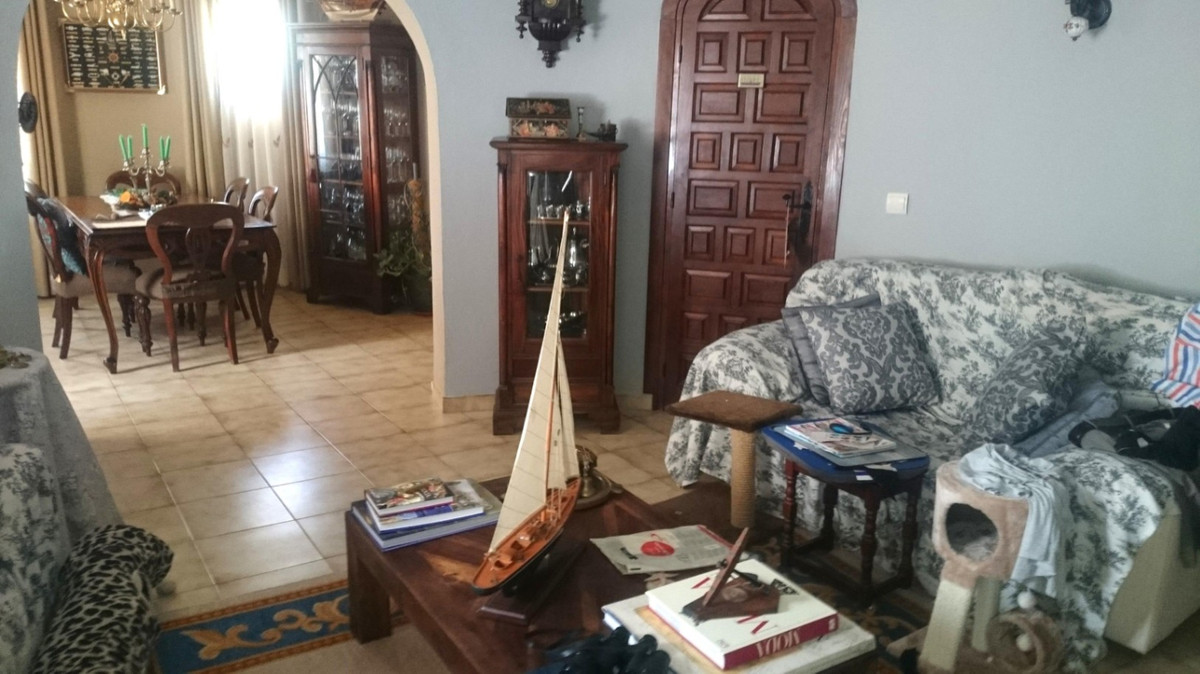 Se vende Villa - Chalet de 5 dormitorios en Costa Blanca, Alicante, España