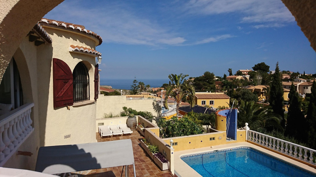 Se vende Villa - Chalet de 5 dormitorios en Costa Blanca, Alicante, España