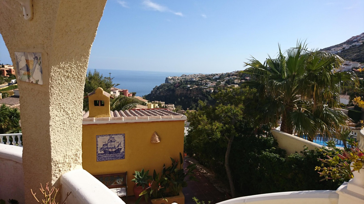 Se vende Villa - Chalet de 5 dormitorios en Costa Blanca, Alicante, España