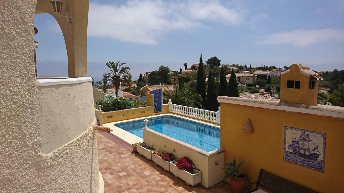Se vende Villa - Chalet de 5 dormitorios en Costa Blanca, Alicante, España