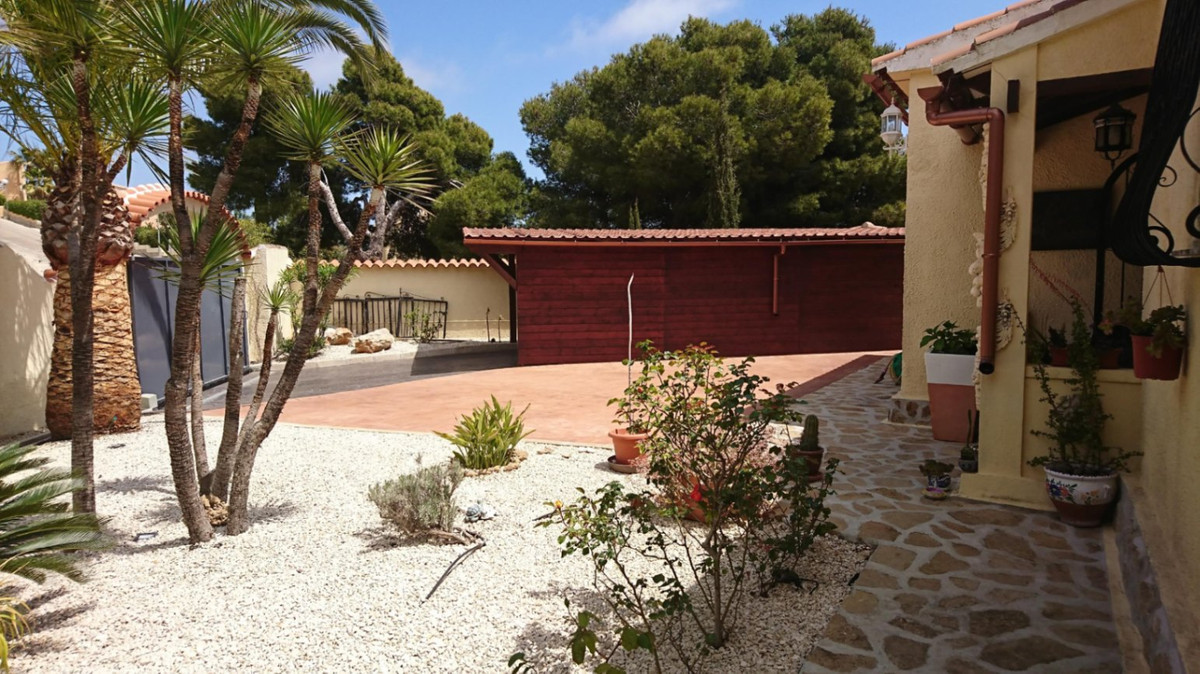 Se vende Villa - Chalet de 5 dormitorios en Costa Blanca, Alicante, España