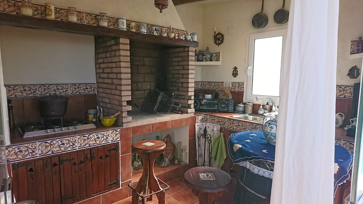 Se vende Villa - Chalet de 5 dormitorios en Costa Blanca, Alicante, España