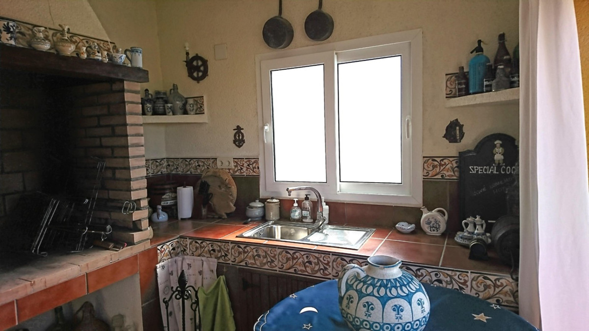 Se vende Villa - Chalet de 5 dormitorios en Costa Blanca, Alicante, España