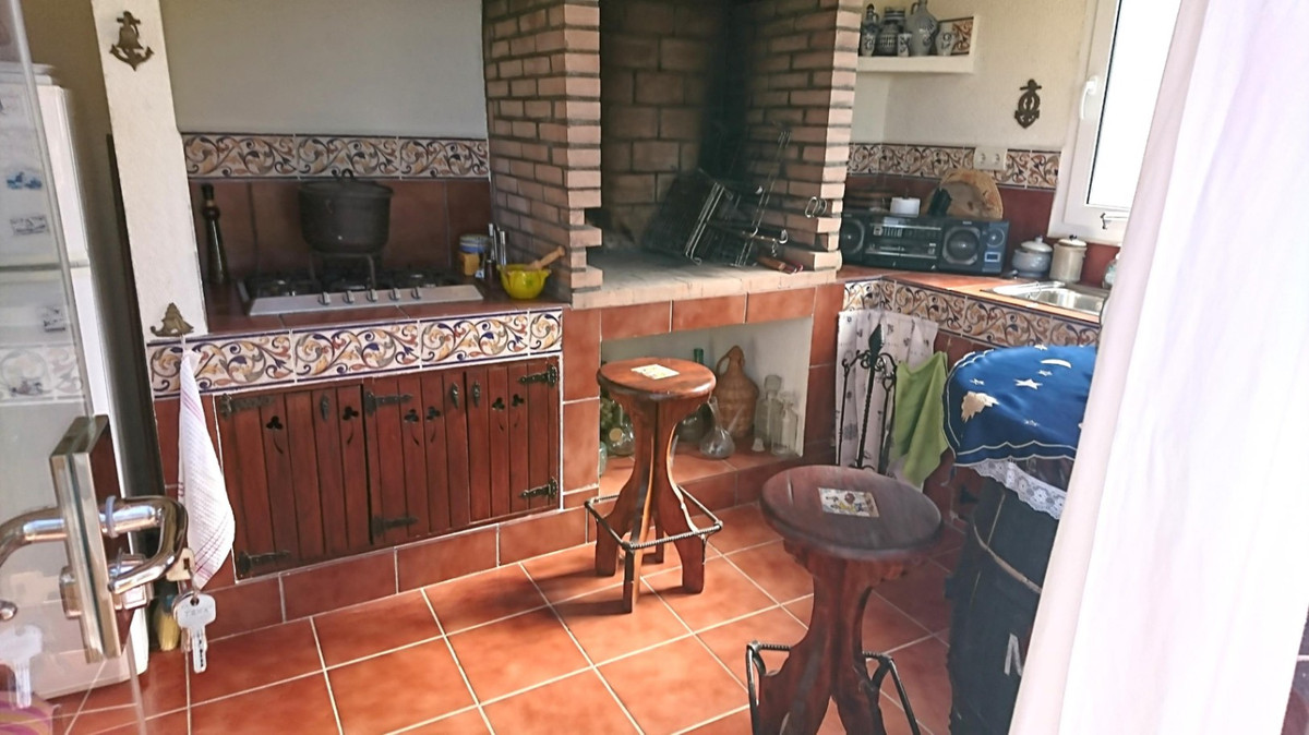 Se vende Villa - Chalet de 5 dormitorios en Costa Blanca, Alicante, España