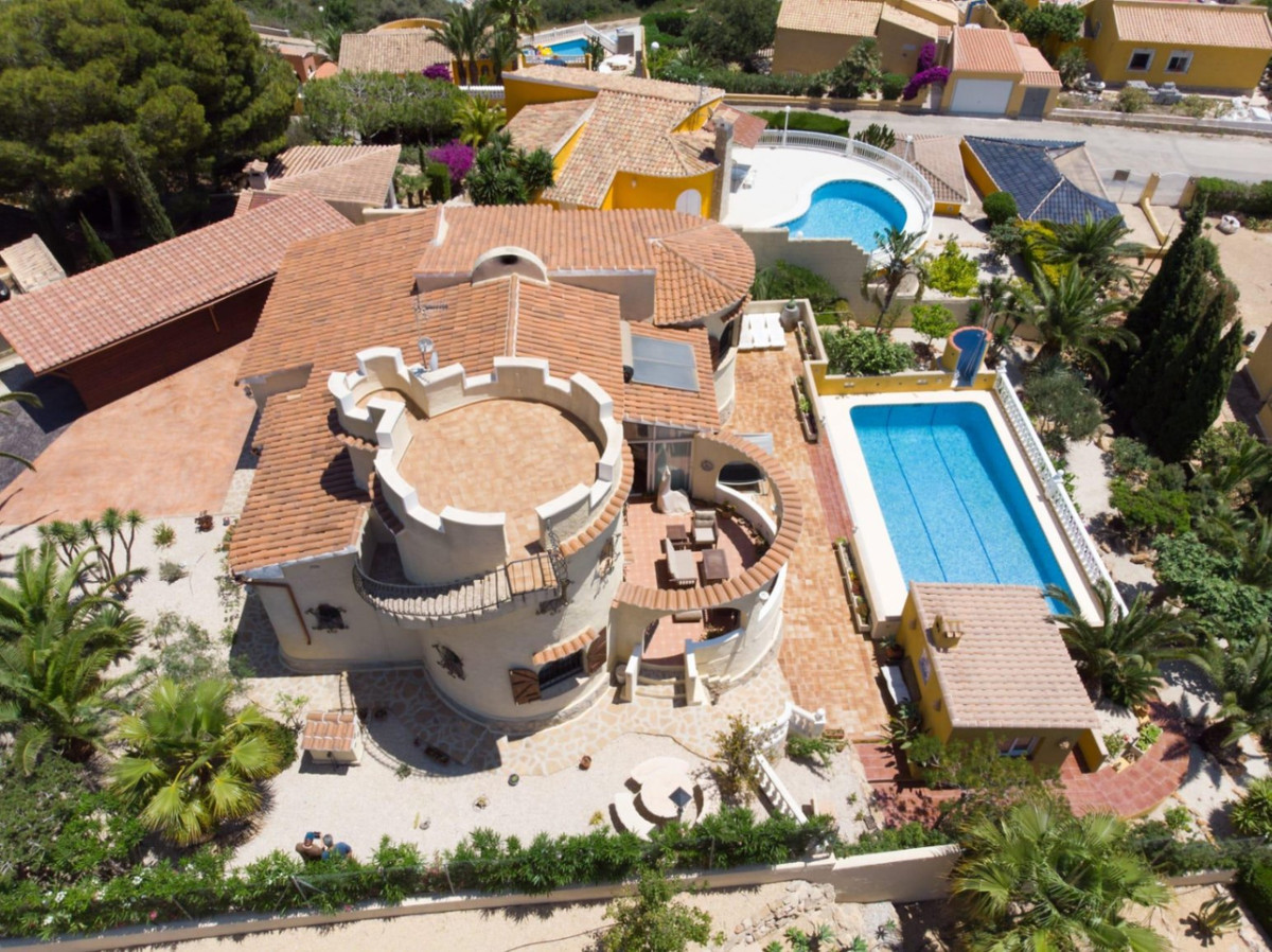 Se vende Villa - Chalet de 5 dormitorios en Costa Blanca, Alicante, España