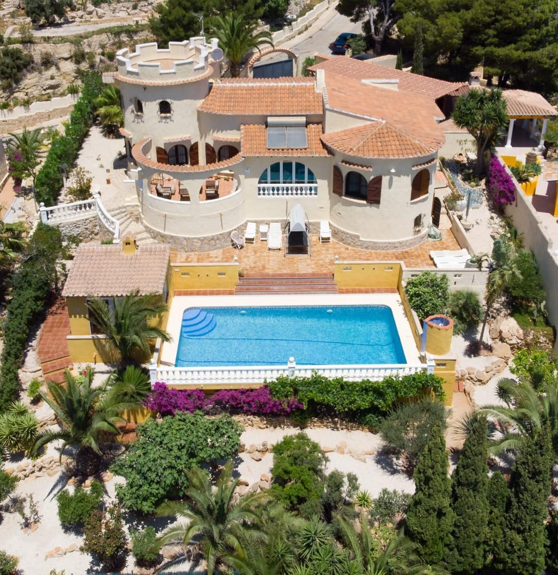 Se vende Villa - Chalet de 5 dormitorios en Costa Blanca, Alicante, España