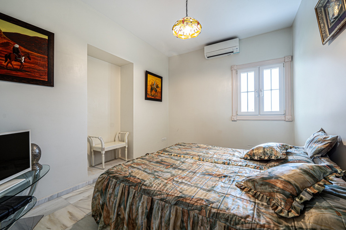 Se vende Finca - Cortijo de 4 dormitorios en Costa Del Sol, Málaga, España