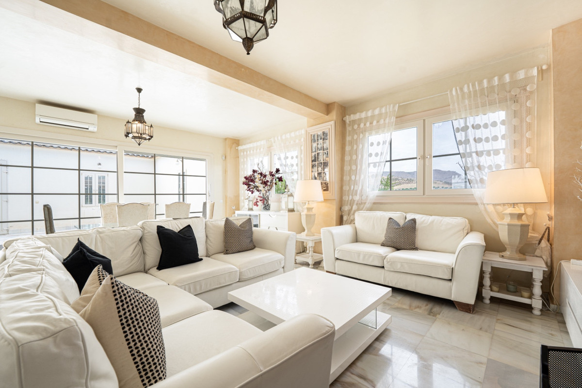 Se vende Finca - Cortijo de 4 dormitorios en Costa Del Sol, Málaga, España