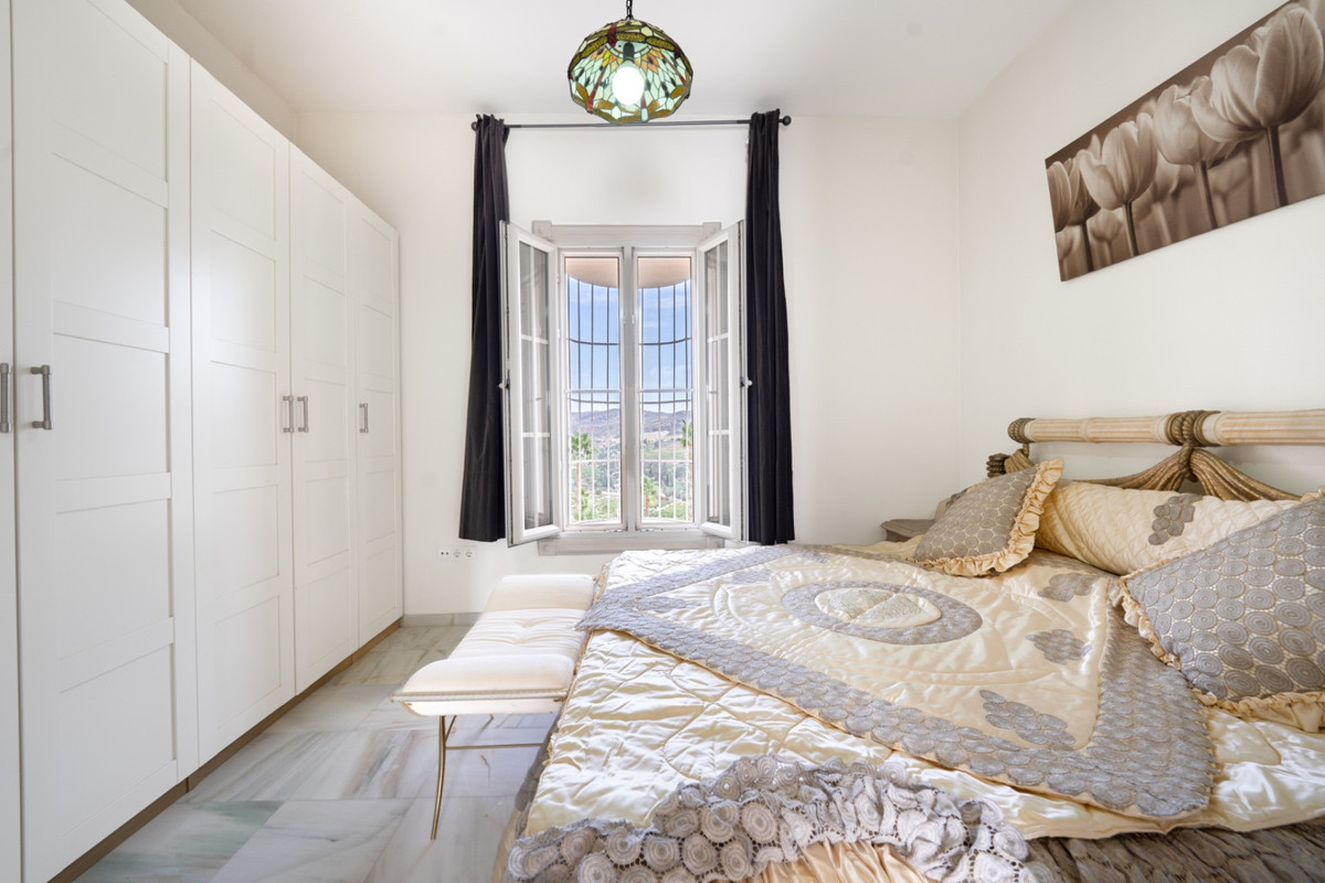 Se vende Finca - Cortijo de 4 dormitorios en Costa Del Sol, Málaga, España