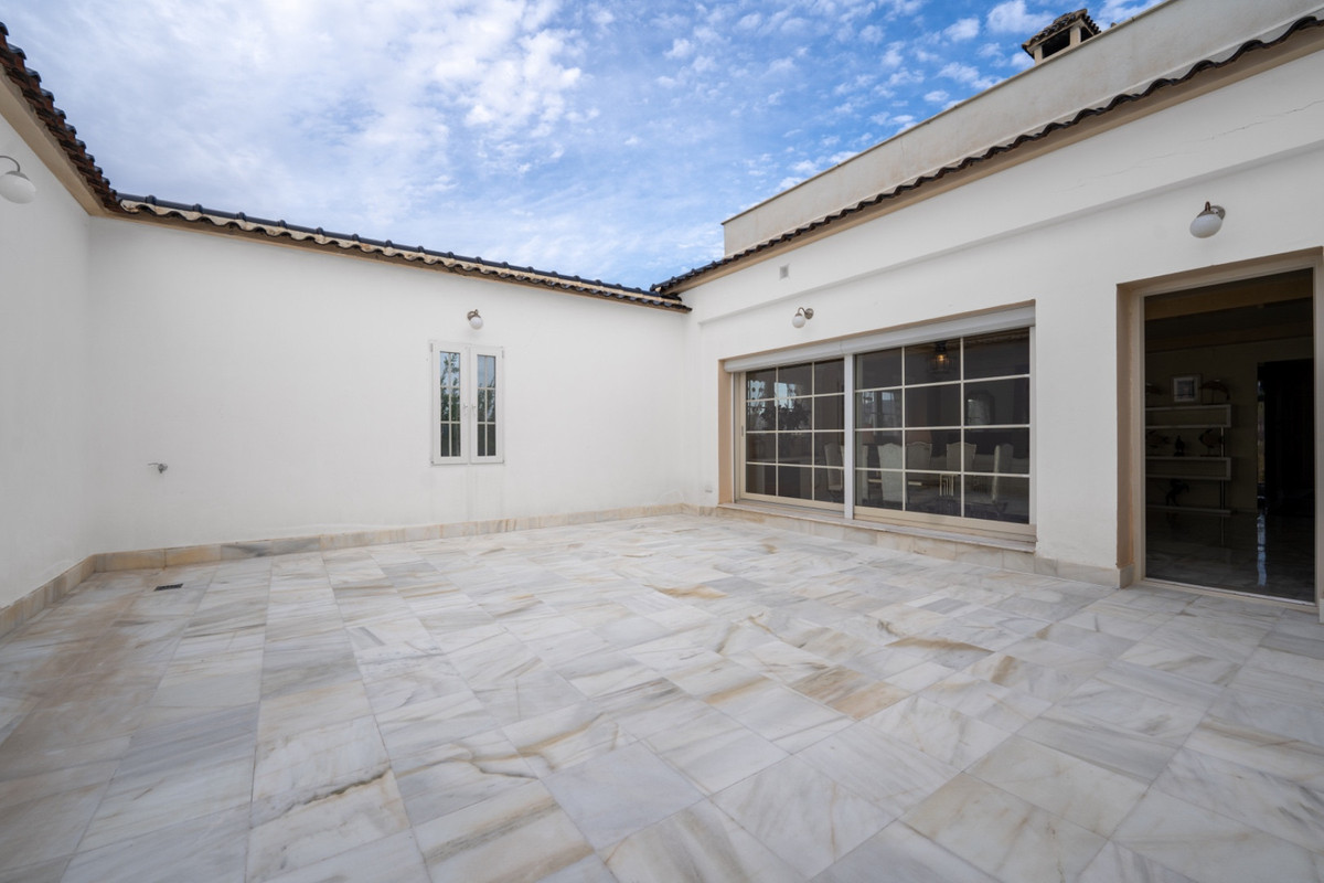 Se vende Finca - Cortijo de 4 dormitorios en Costa Del Sol, Málaga, España