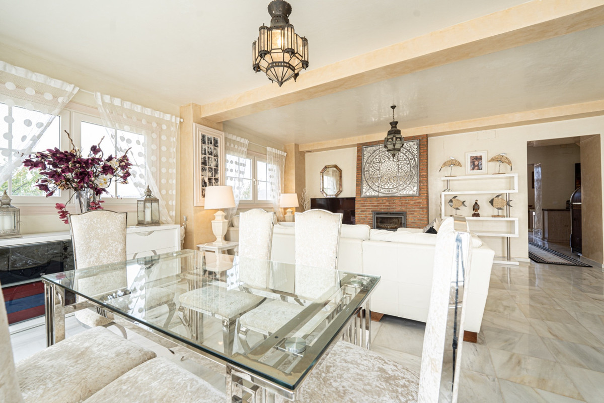 Se vende Finca - Cortijo de 4 dormitorios en Costa Del Sol, Málaga, España