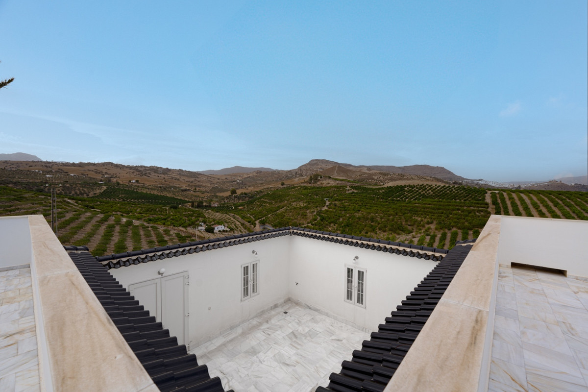 Se vende Finca - Cortijo de 4 dormitorios en Costa Del Sol, Málaga, España