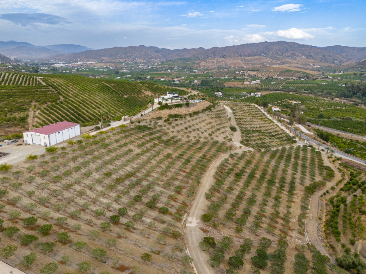 Se vende Finca - Cortijo de 4 dormitorios en Costa Del Sol, Málaga, España