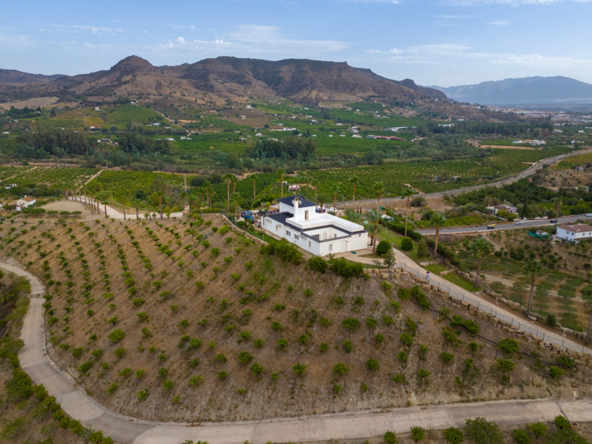 Se vende Finca - Cortijo de 4 dormitorios en Costa Del Sol, Málaga, España