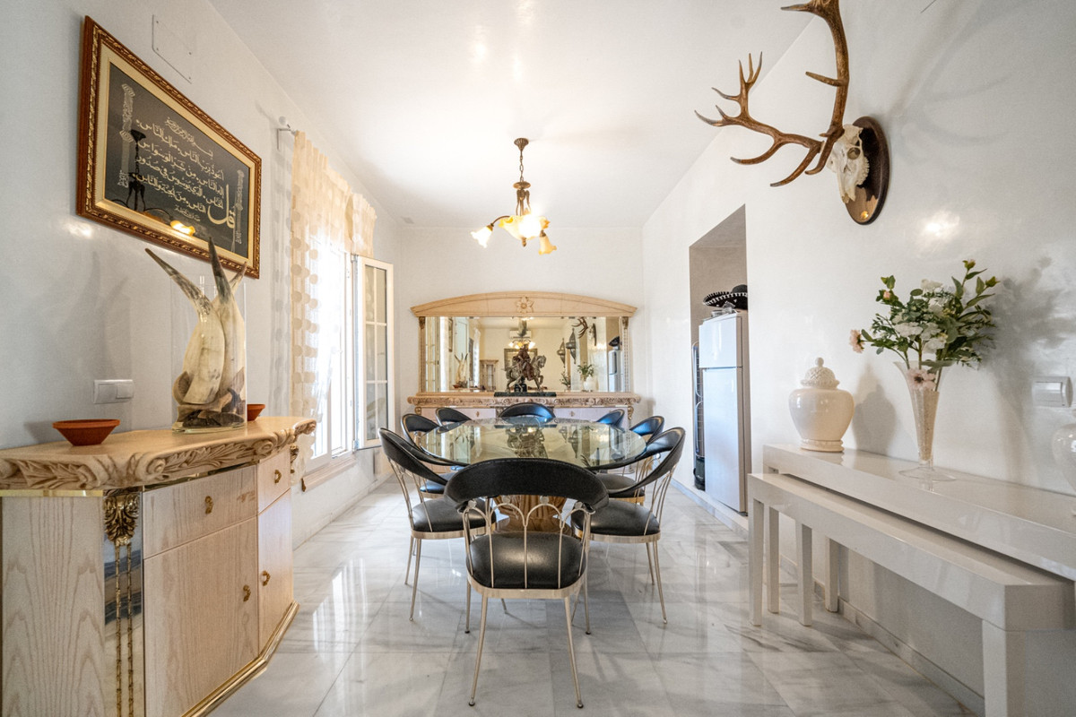 Se vende Finca - Cortijo de 4 dormitorios en Costa Del Sol, Málaga, España