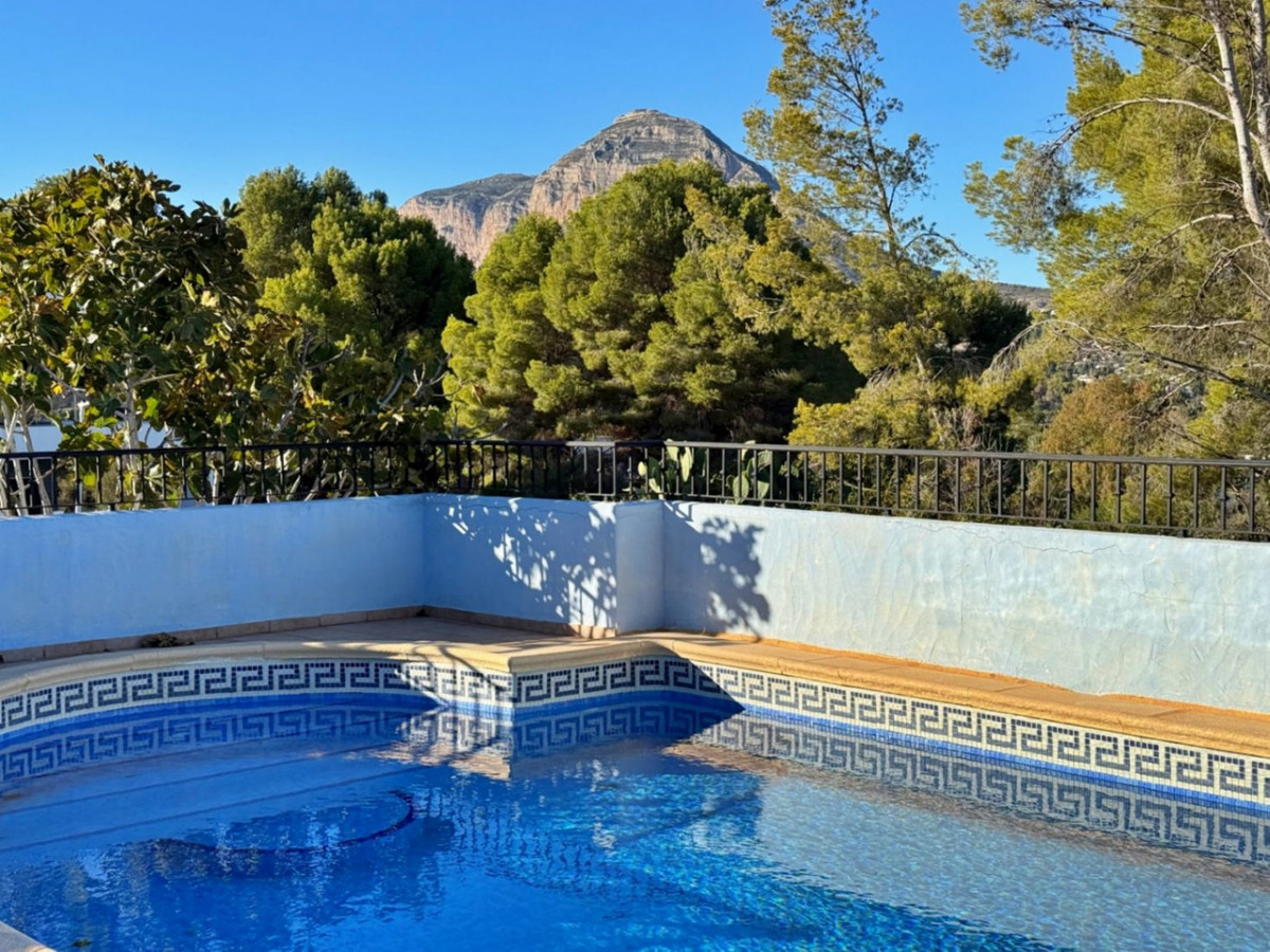 11 Bed Townhouse for sale in Javea Costa Blanca, Alicante, Spain