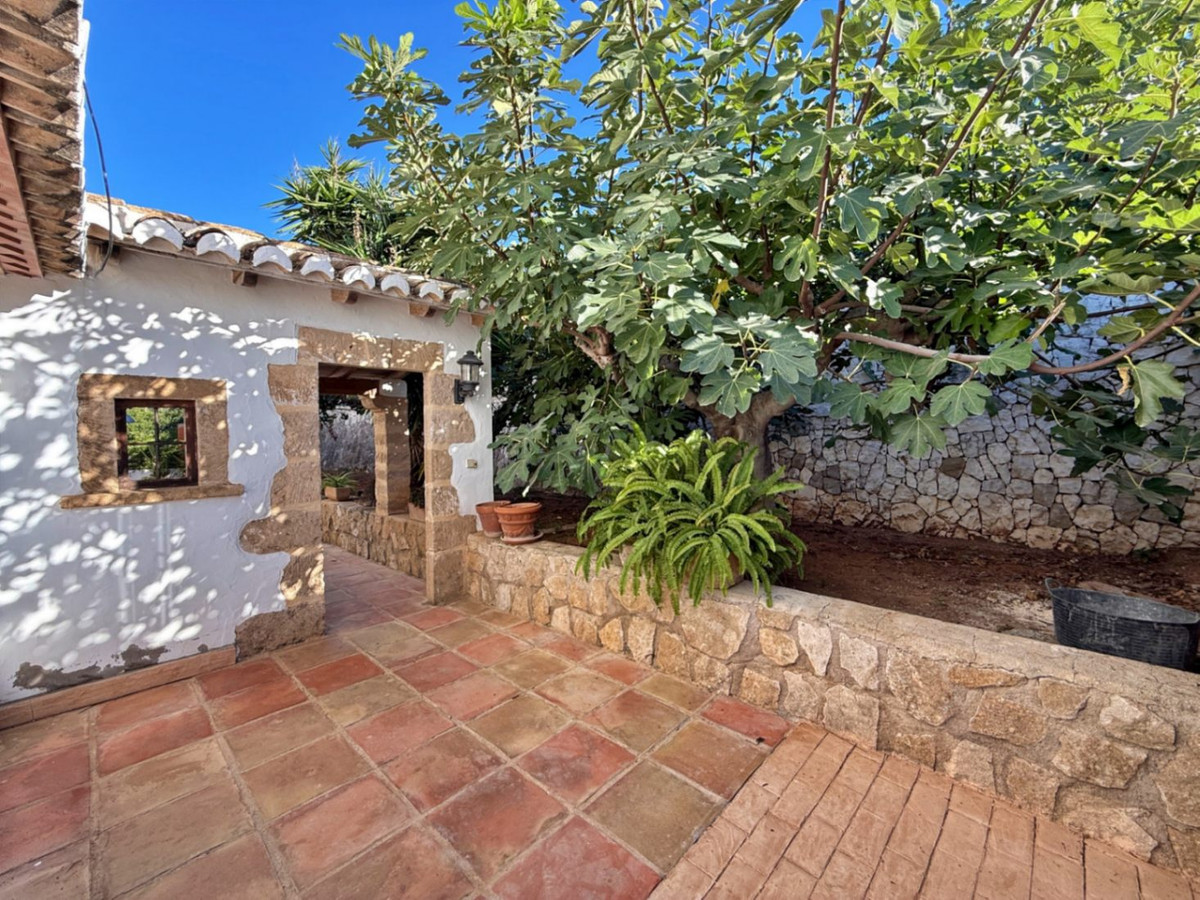 11 Bed Townhouse for sale in Javea Costa Blanca, Alicante, Spain