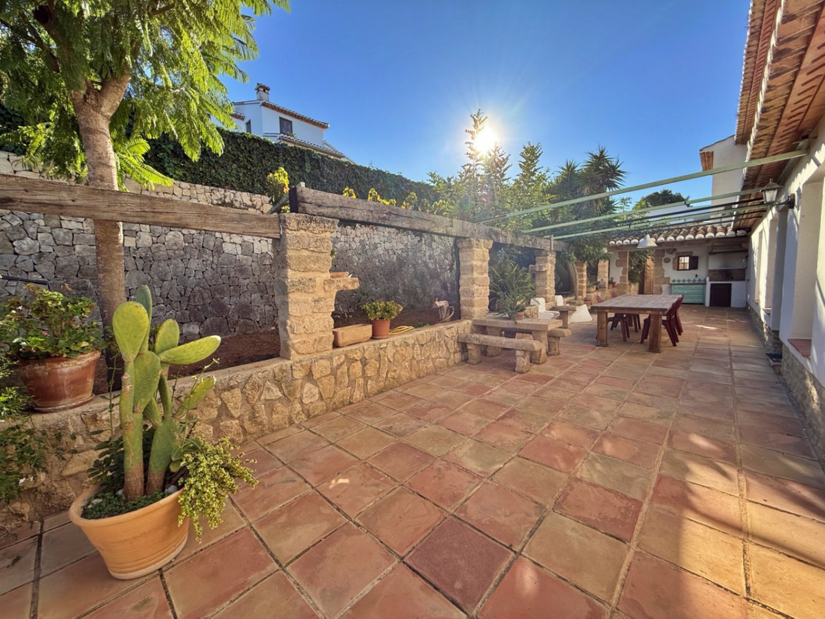 11 Bed Townhouse for sale in Javea Costa Blanca, Alicante, Spain